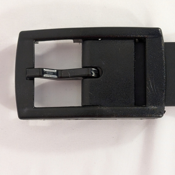 Gallops Saddlery C4 Classic Equestrian Black Belt Removable Buckle Size 44" - Picture 3 of 7